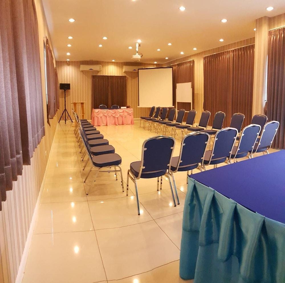 Harmony Resort Hotel Chiang Mai Dış mekan fotoğraf